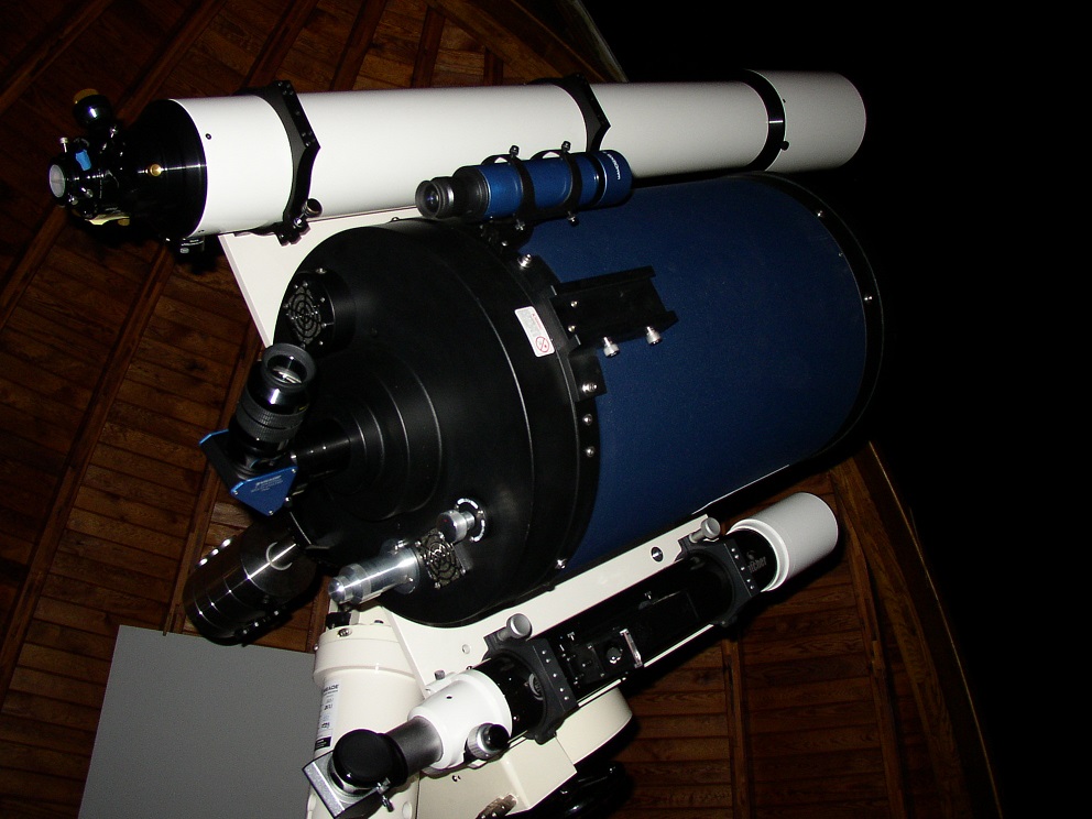 Instrumente in der Sternwartenkuppel